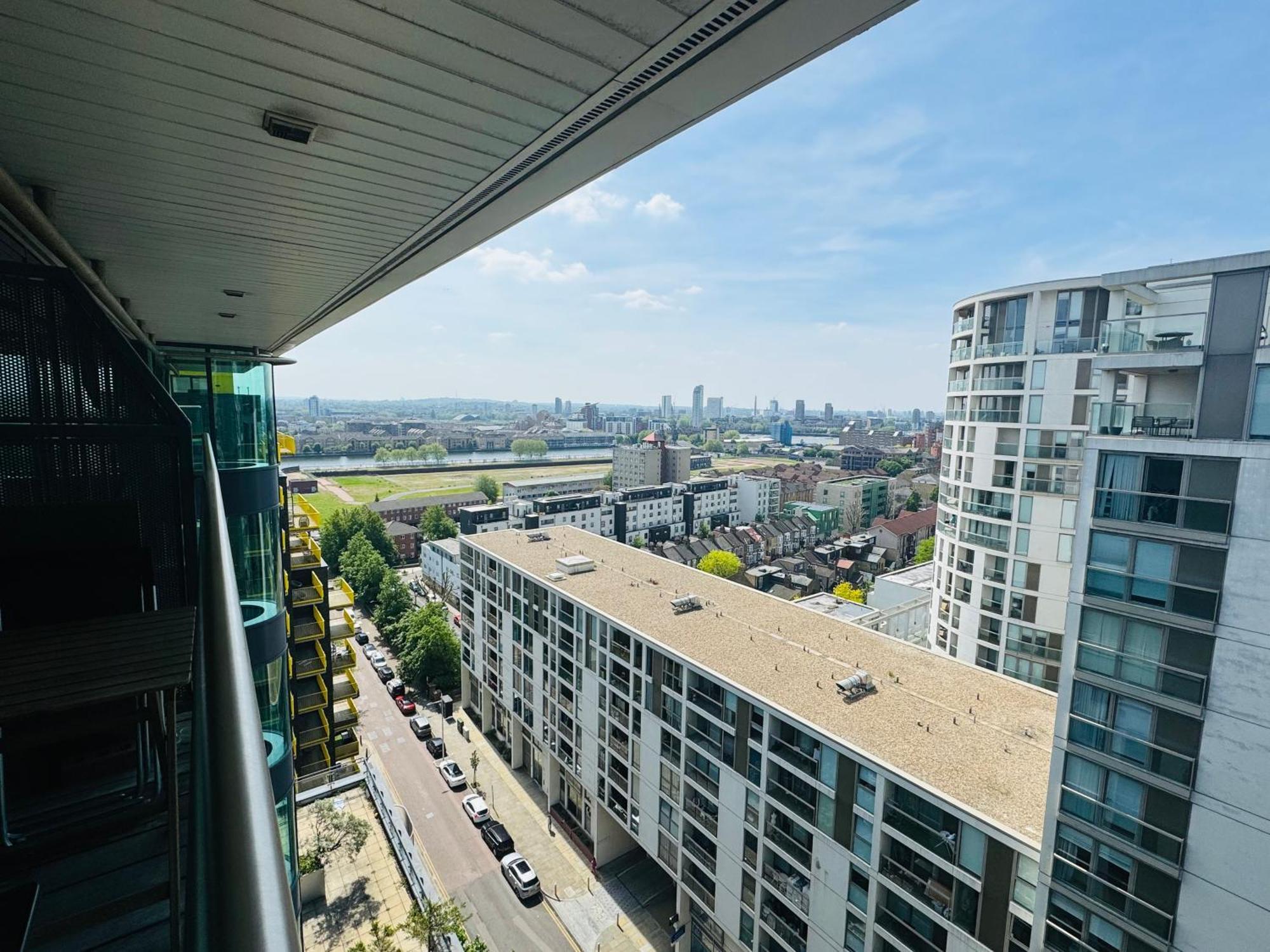 Modern 2Bed 2Bath Apartment Canary Wharf - Upto 5 Person London Kültér fotó